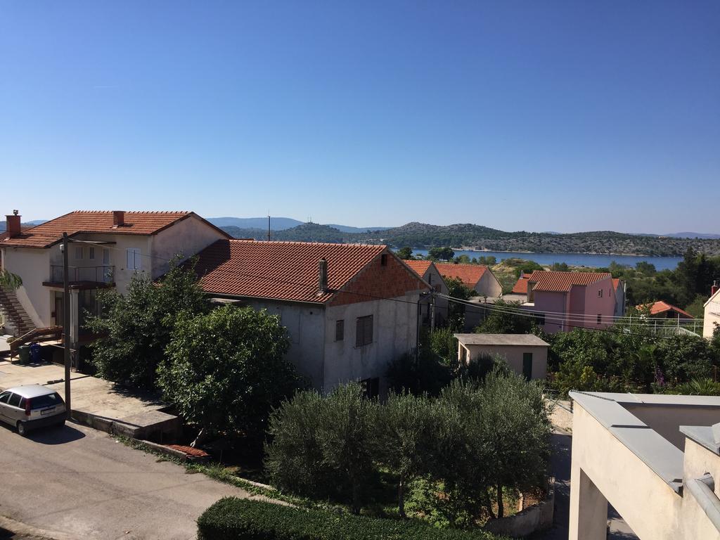 Apartments Dolores Шибеник Екстер'єр фото